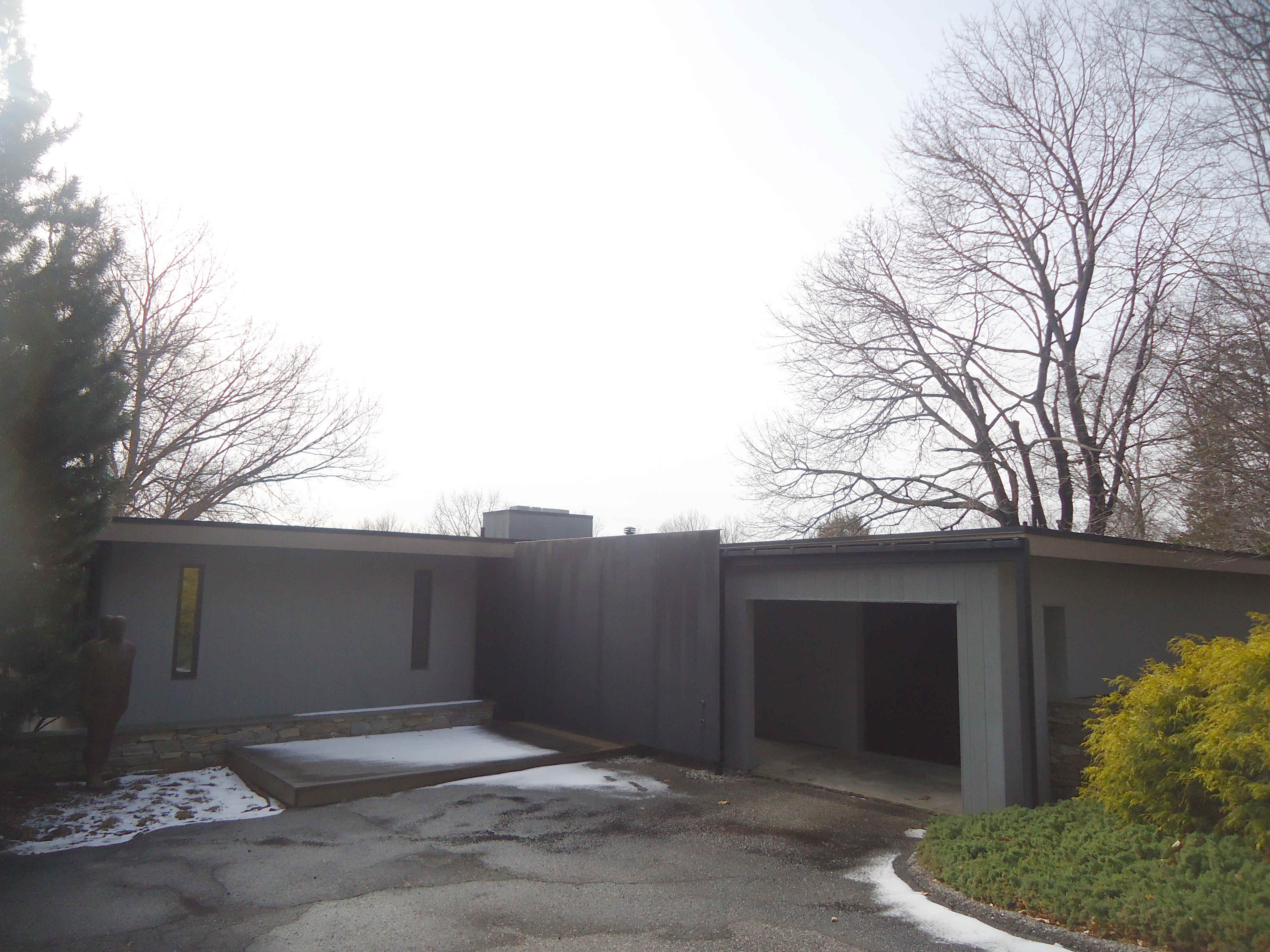 Building photograph for 32 STACKHOUSE LN